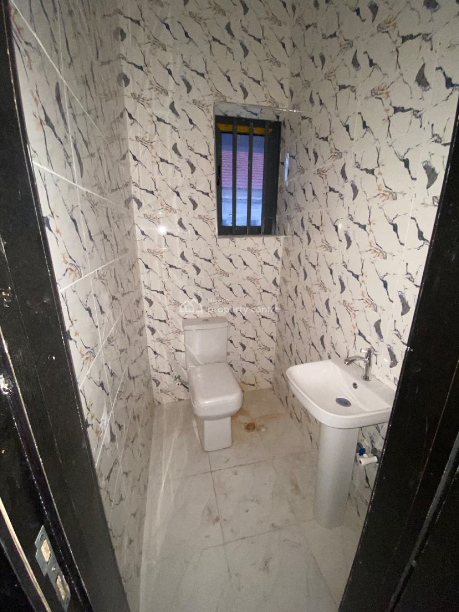 Spacious 2 Bedroom Apartment, Golf Road, Lakowe, Ibeju Lekki, Lagos, House for Rent