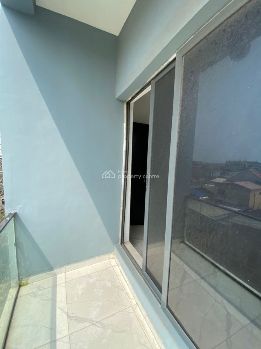 2 Bedroom, Ologolo, Lekki, Lagos, Flat / Apartment for Sale