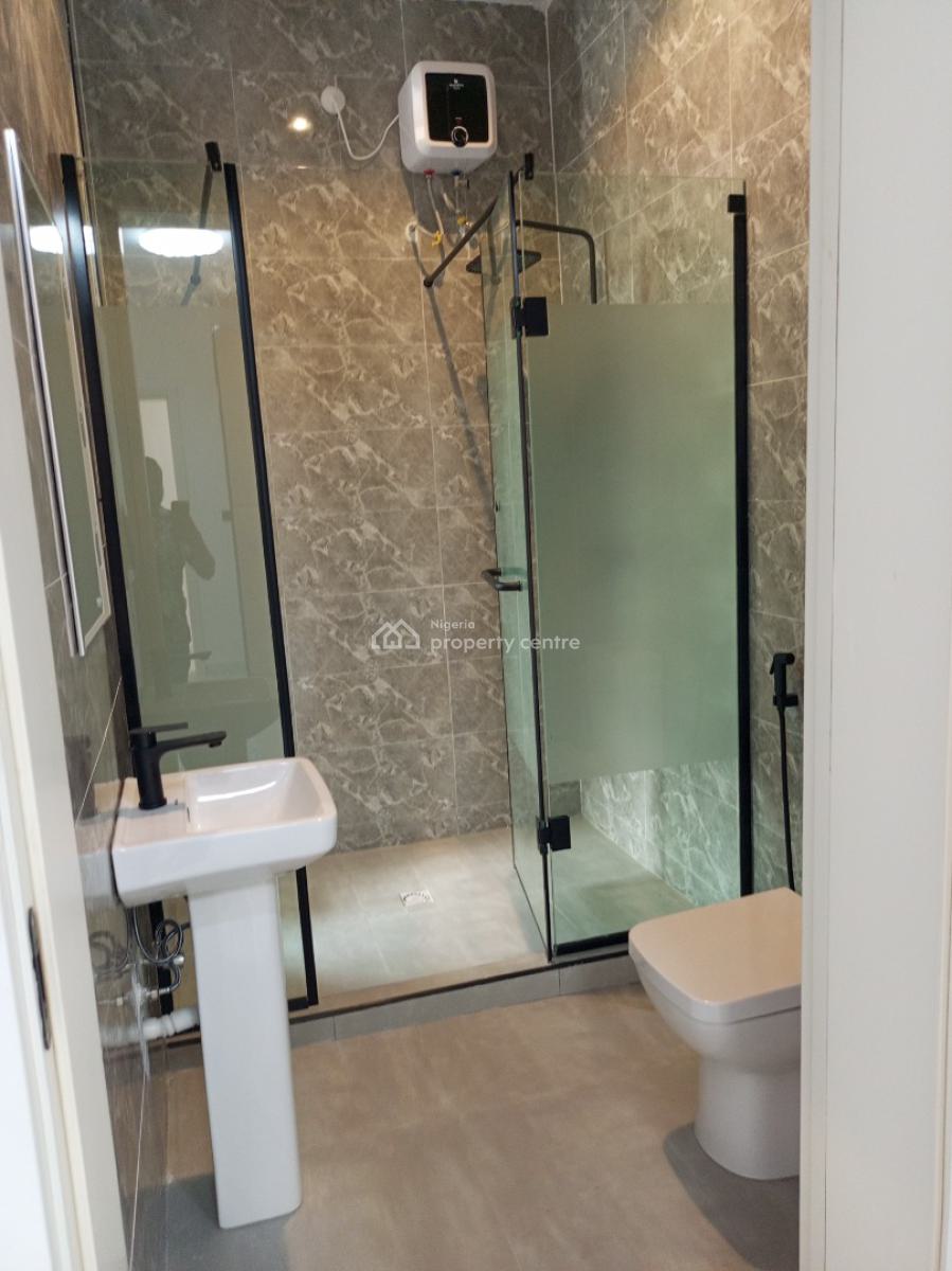 Luxury 2 Bedroom Apartment with 24 Hours Light, Ologolo, Lekki, Lagos, Flat / Apartment for Sale