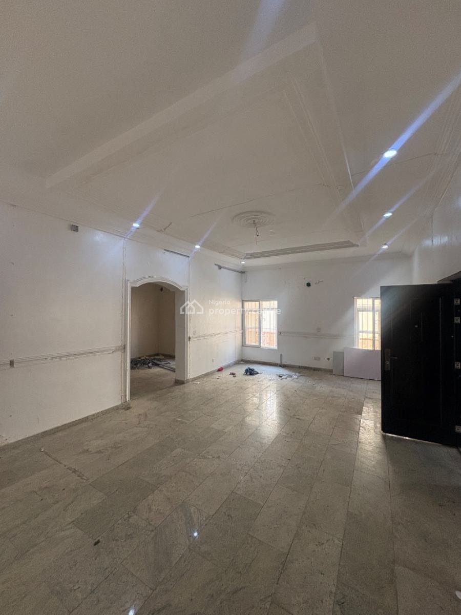 4 Bedrooms Semi Detached House with Bq and Security House, Lekki Phase 1, Lekki, Lagos, Commercial Property for Rent