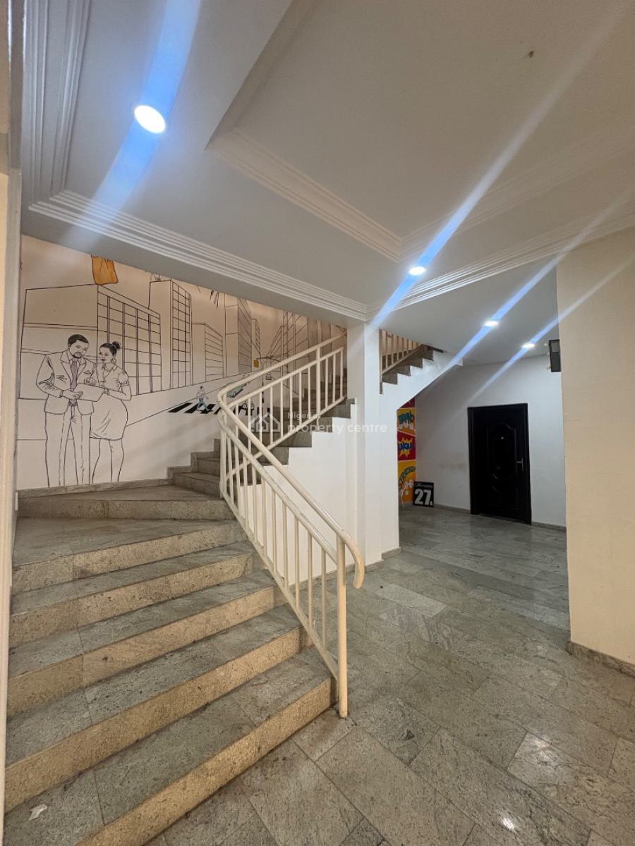 4 Bedrooms Semi Detached House with Bq and Security House, Lekki Phase 1, Lekki, Lagos, Commercial Property for Rent