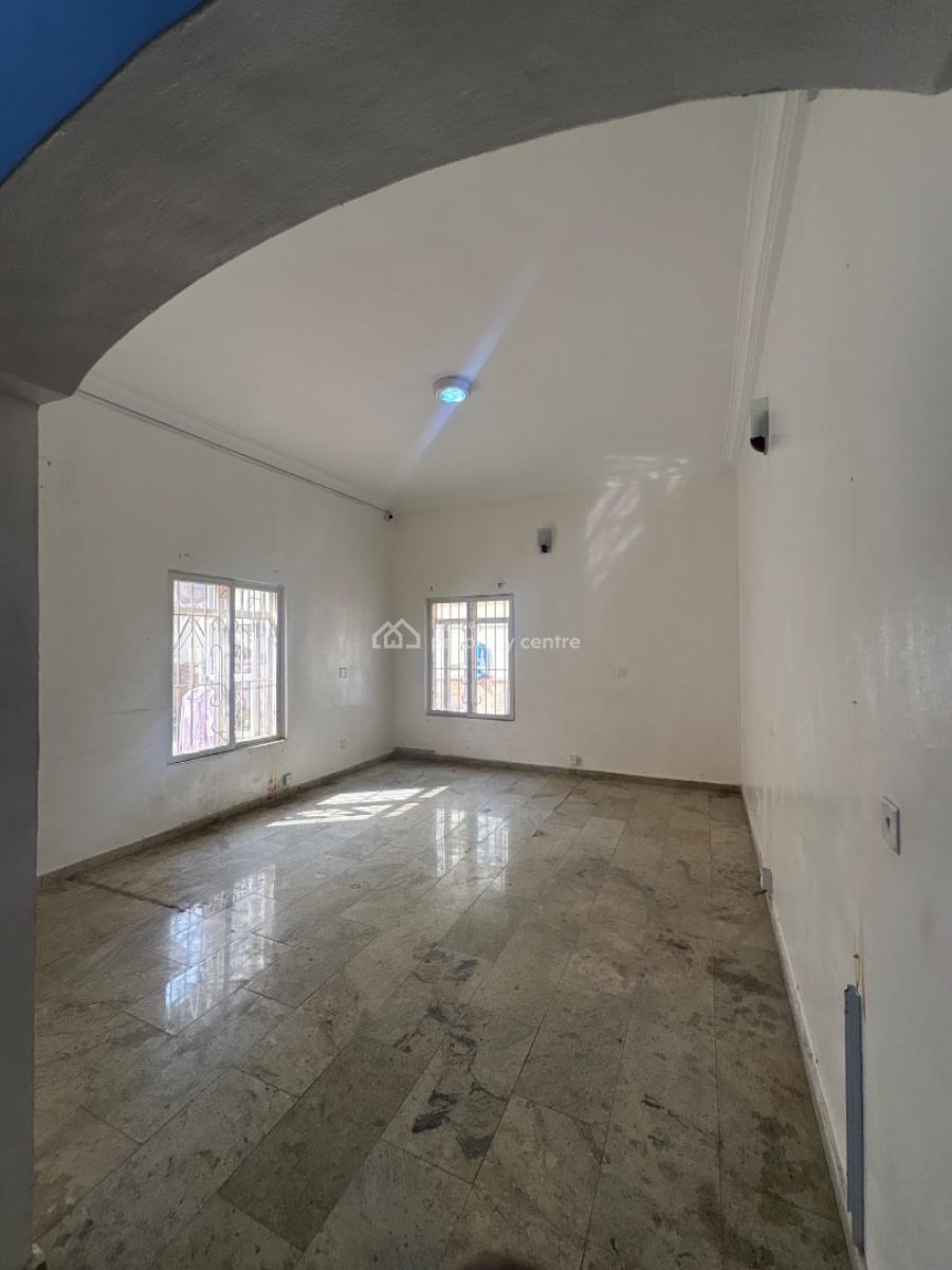 4 Bedrooms Semi Detached House with Bq and Security House, Lekki Phase 1, Lekki, Lagos, Commercial Property for Rent