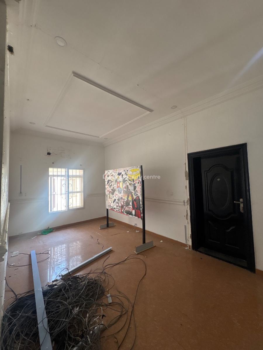 4 Bedrooms Semi Detached House with Bq and Security House, Lekki Phase 1, Lekki, Lagos, Commercial Property for Rent