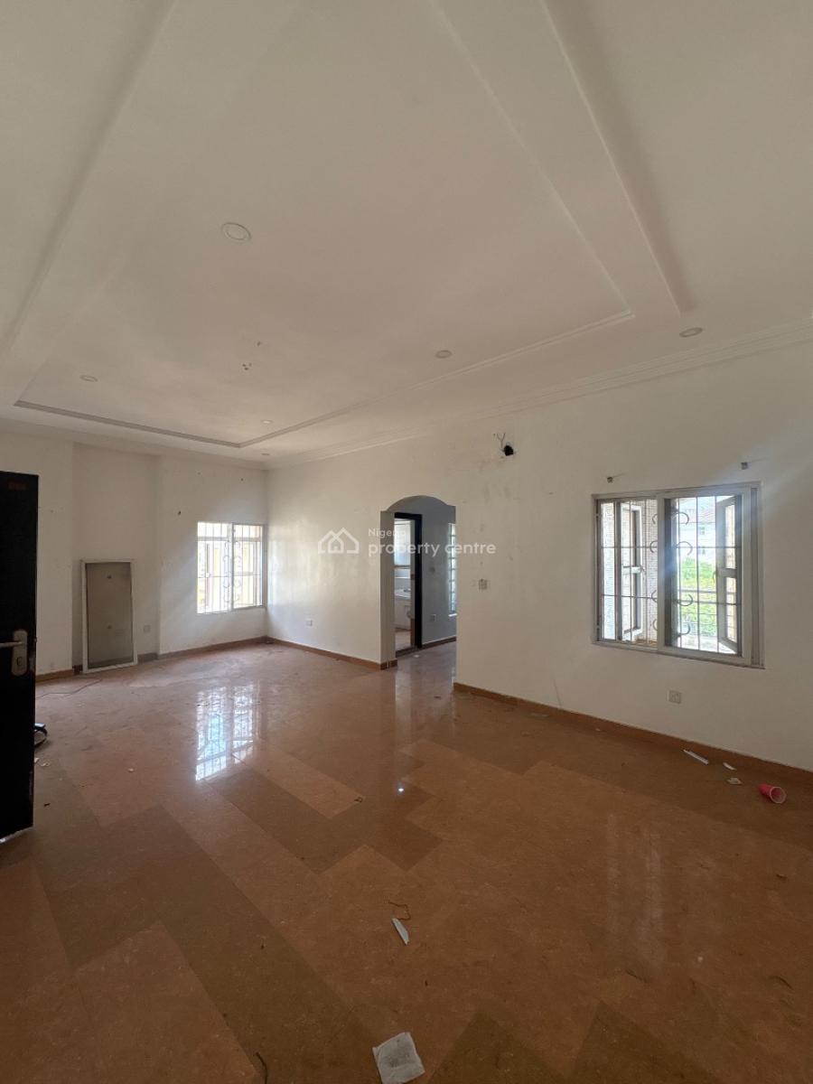 4 Bedrooms Semi Detached House with Bq and Security House, Lekki Phase 1, Lekki, Lagos, Commercial Property for Rent