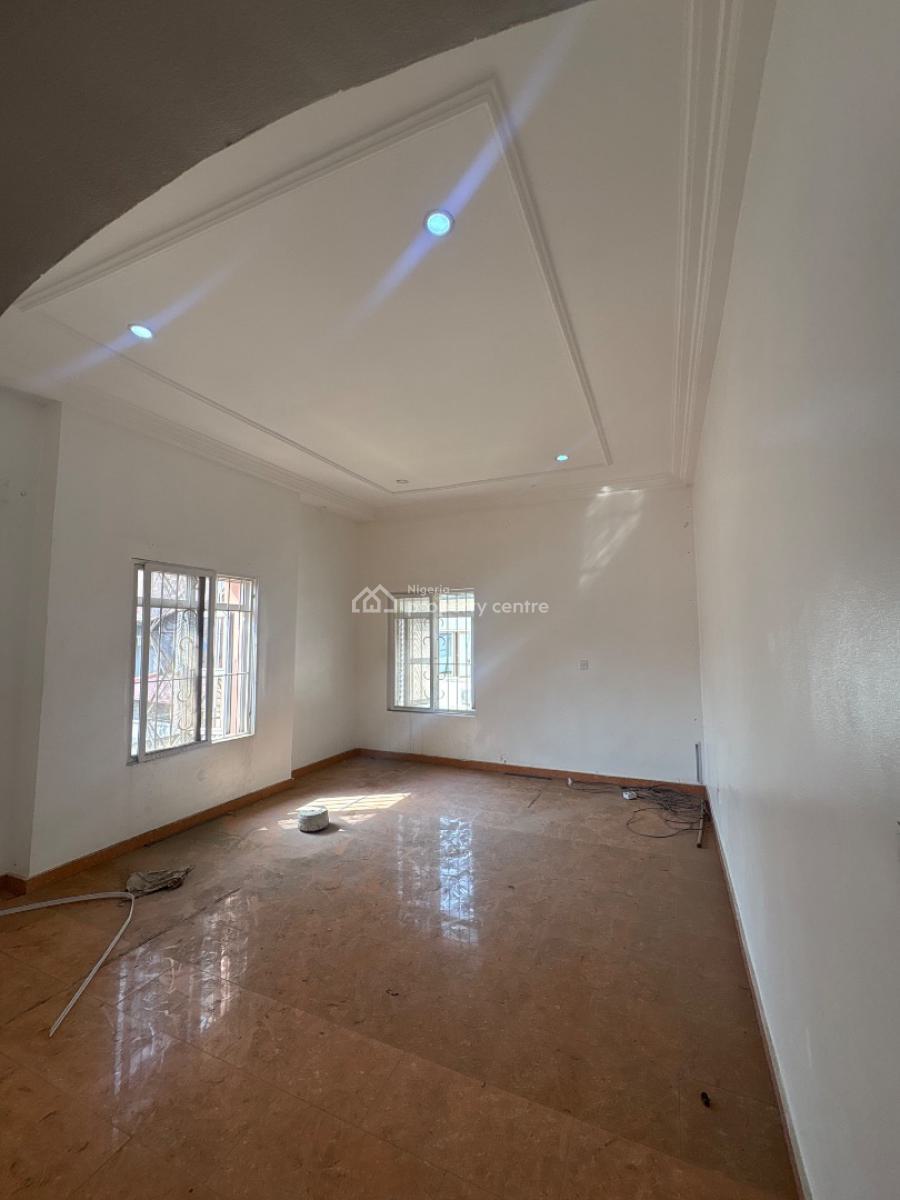 4 Bedrooms Semi Detached House with Bq and Security House, Lekki Phase 1, Lekki, Lagos, Commercial Property for Rent