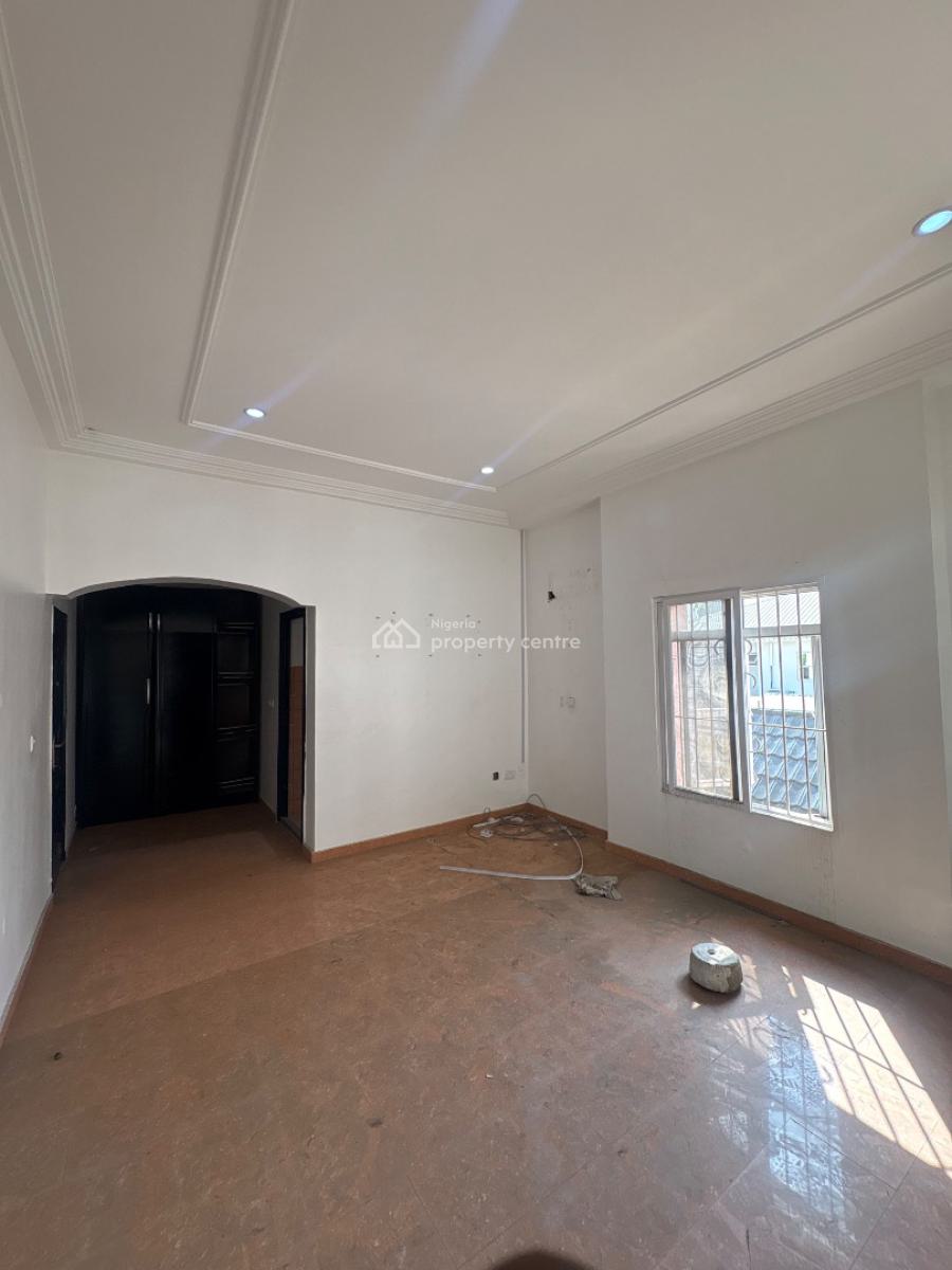 4 Bedrooms Semi Detached House with Bq and Security House, Lekki Phase 1, Lekki, Lagos, Commercial Property for Rent
