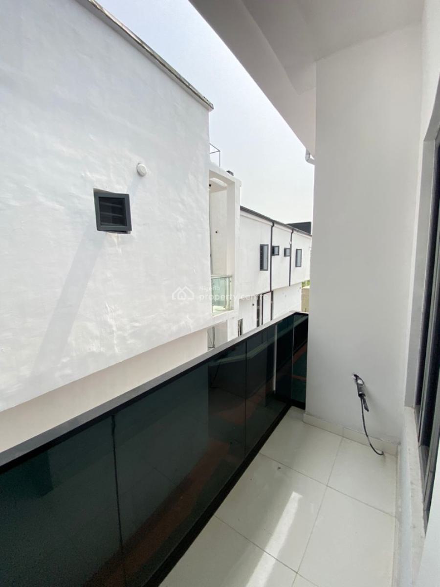 4 Bedroom, Ologolo, Lekki, Lagos, Semi-detached Duplex for Sale