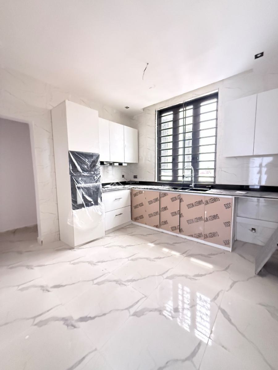 Newly Built 3-bedroom Apartment, Lekki Phase 1, Lekki, Lagos, Flat / Apartment for Rent