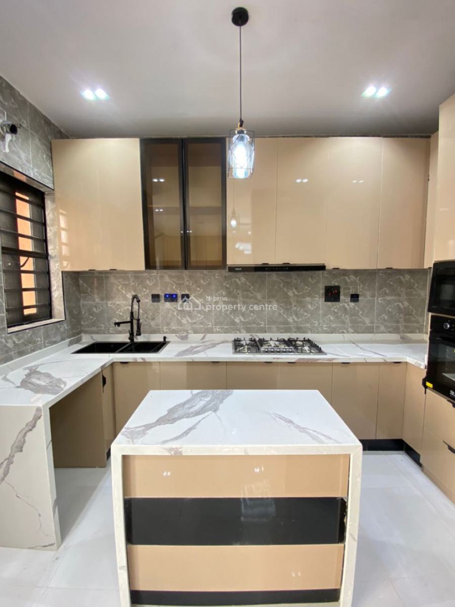 2 Bedroom Flat, Ologolo, Lekki, Lagos, Flat / Apartment for Sale