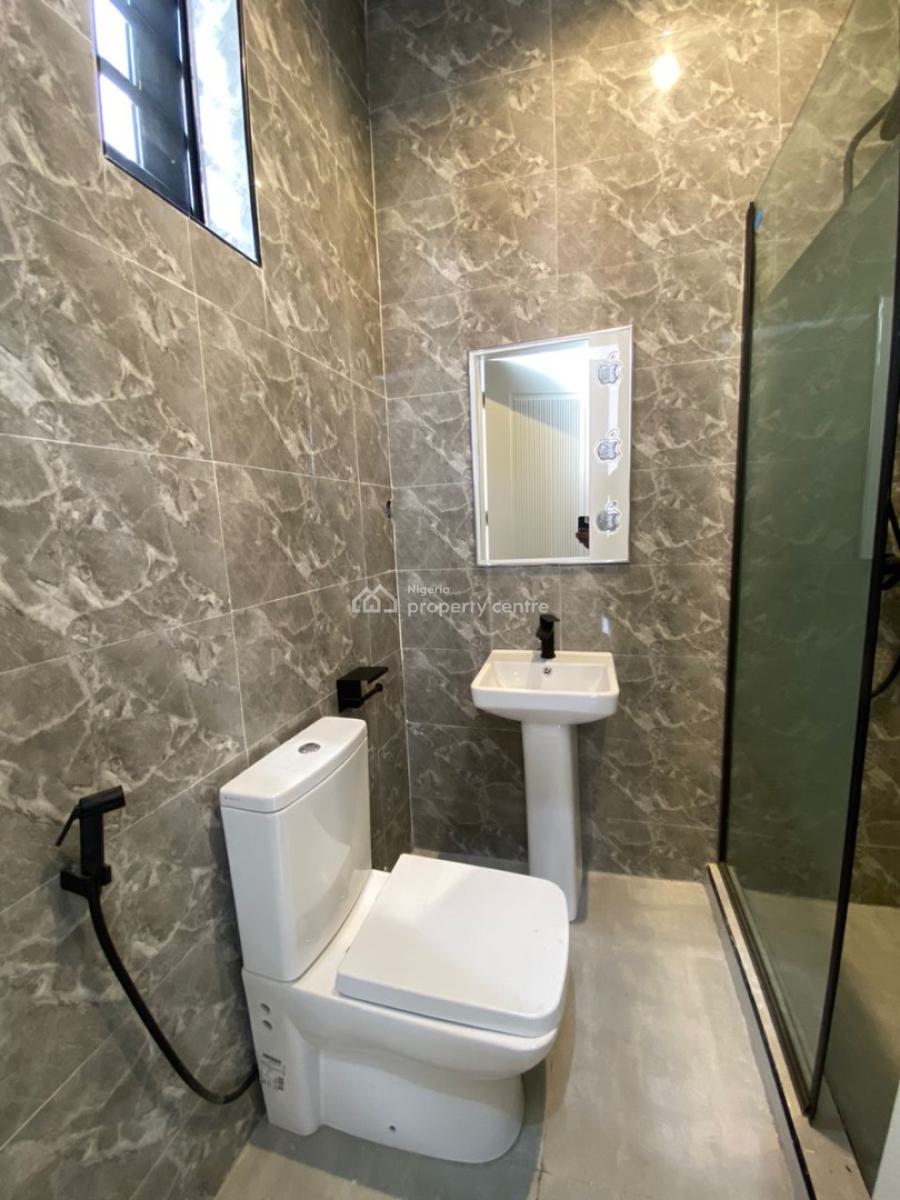 2 Bedroom Flat, Ologolo, Lekki, Lagos, Flat / Apartment for Sale