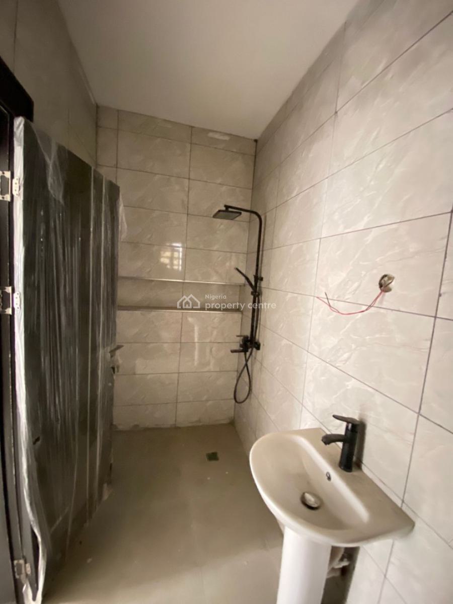 2 Bedroom, Ologolo, Lekki, Lagos, Flat / Apartment for Sale