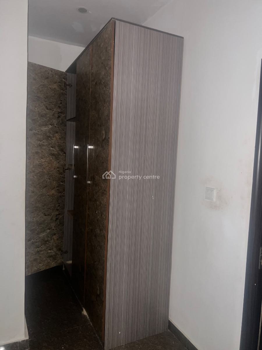 Modern Two-bedroom Flat with Spacious Living Areas, Off Admiralty Lekki Phase 1, Lekki, Lagos, Flat / Apartment for Rent