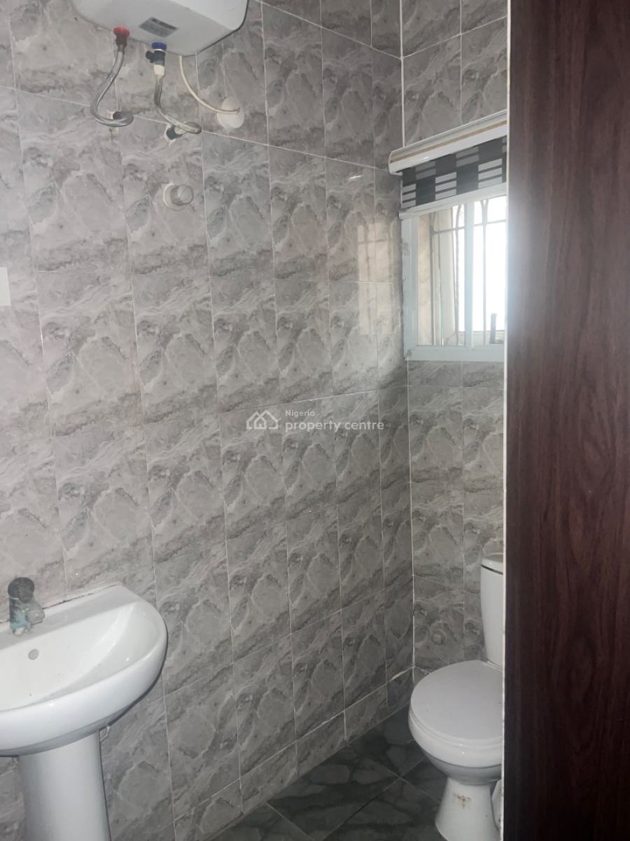 Modern Two-bedroom Flat with Spacious Living Areas, Off Admiralty Lekki Phase 1, Lekki, Lagos, Flat / Apartment for Rent
