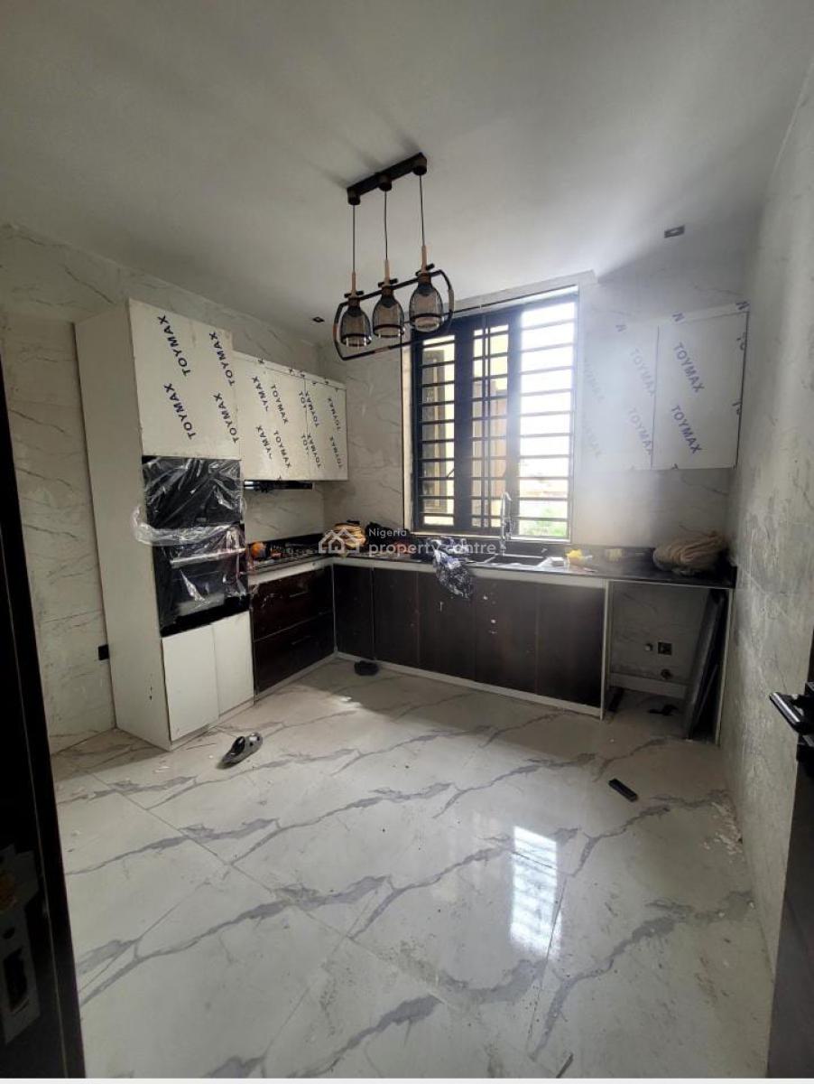 3-bedroom Apartment Located in a Serene and Secure Gated Community, Off Admiralty Way, Lekki Phase 1, Lekki, Lagos, Flat / Apartment for Rent