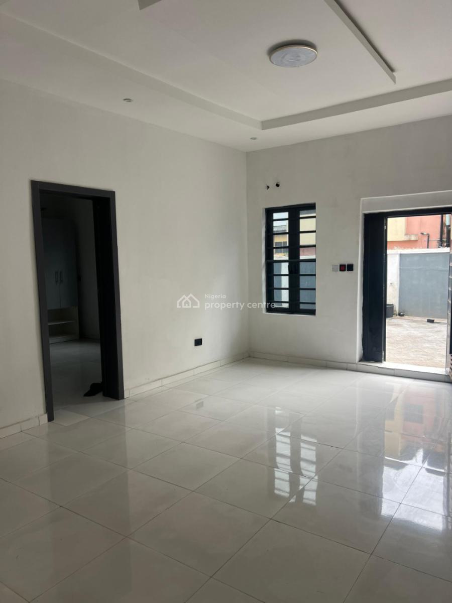 3 Bedroom Apartment at Prime Location, Shangisha, Gra Phase 2, Magodo, Lagos, Flat / Apartment for Sale