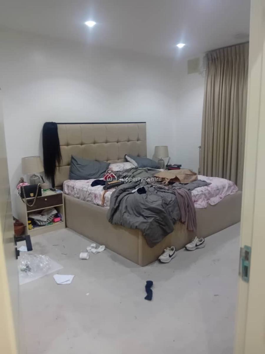 Premium 3 Bedroom Self-serviced Apartment, Lekki Phase 1, Lekki, Lagos, Flat / Apartment for Rent