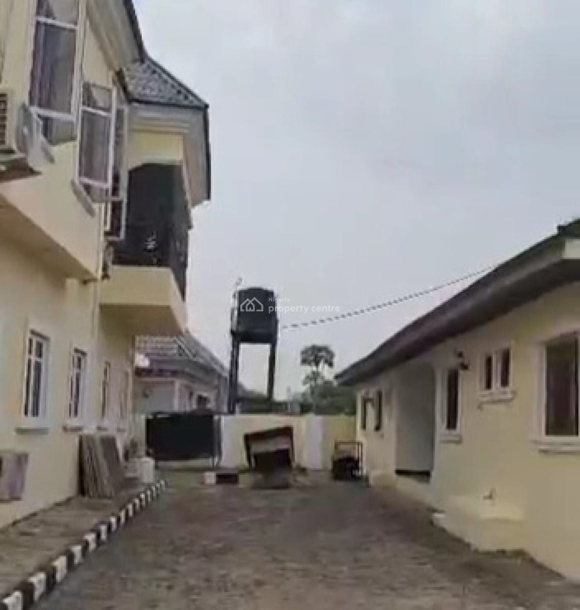 4flats of 3bedroom & 2flat of 3bedrooms Each on 100ft By 100ft Land, Ogunwenyin Community, Off Ugbor Central, Gra, Benin, Oredo, Edo, Detached Bungalow for Sale