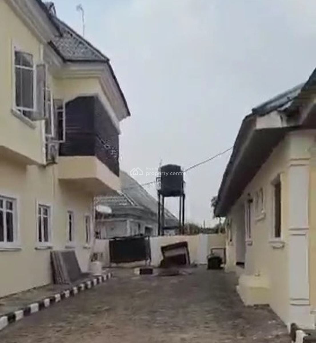 4flats of 3bedroom & 2flat of 3bedrooms Each on 100ft By 100ft Land, Ogunwenyin Community, Off Ugbor Central, Gra, Benin, Oredo, Edo, Detached Bungalow for Sale