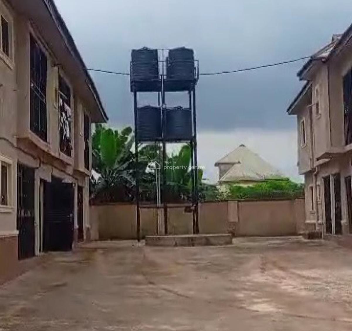 10 Flats of 1bedroom & 4flats of 2bedroom Flats  140ft By 150ft Land, Ugbor Central, Back of Nipco Fuel Station, Benin, Oredo, Edo, Block of Flats for Sale