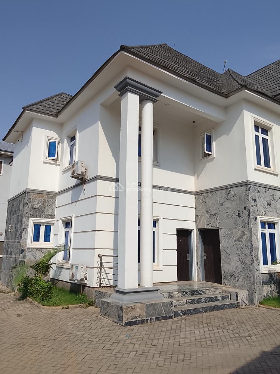 12 Bedroom Hotel with Conference Hall and Pent House, Kukwaba, Abuja, Hotel / Guest House for Rent