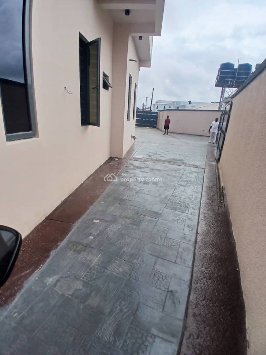 2bedroom Apartment, Agungi Lekki, Agungi, Lekki, Lagos, Flat / Apartment for Sale