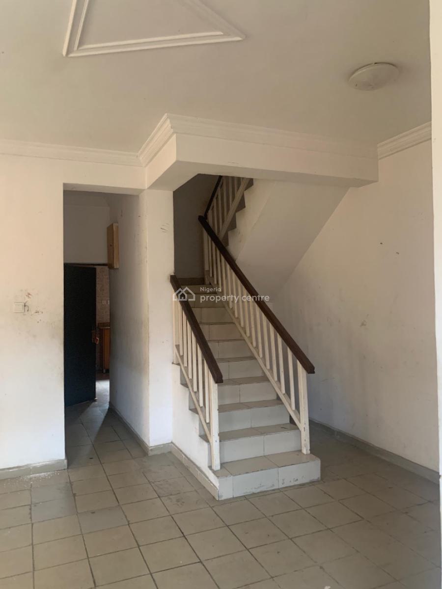 Spacious 4bwdroom Semi Detached Duplex in a Serviced Estate, Mobolaji Johnson Estate, Lekki Phase 1, Lekki, Lagos, Lekki Phase 1, Lekki, Lagos, Semi-detached Duplex for Rent