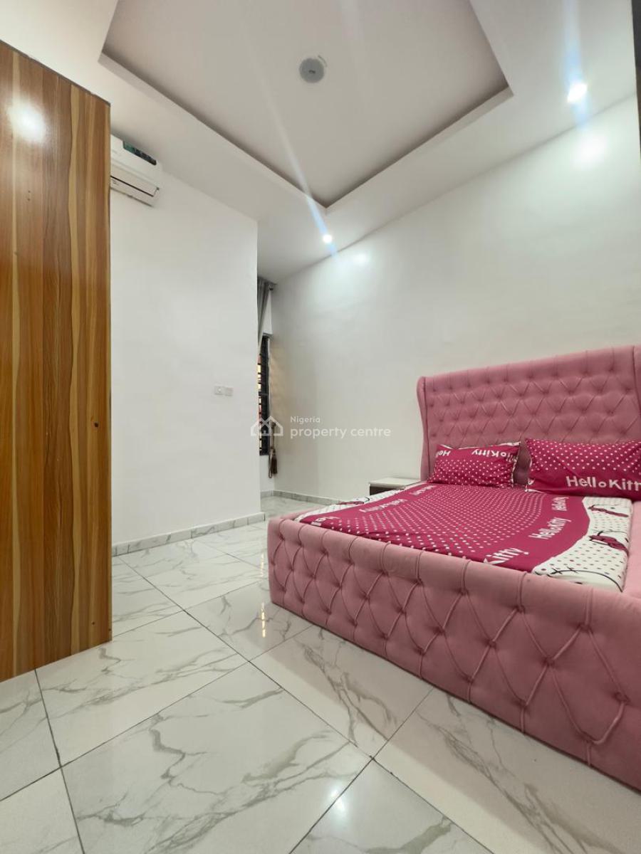 Furnished Upstairs Bedroom in a Shared Furnished Duplex{ Video}, Ikota Villa Gra, Ikota, Lekki, Lagos, Self Contain (single Rooms) Short Let