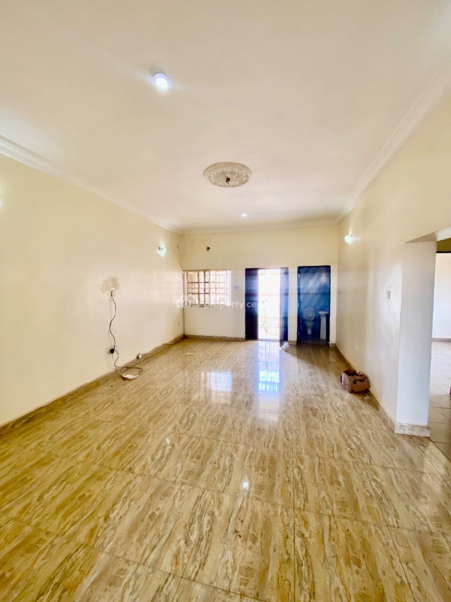Newly Vacated and Spacious 2 Bedroom Apartment, Ebiano Supermarket, Gaduwa, Abuja, Flat / Apartment for Rent