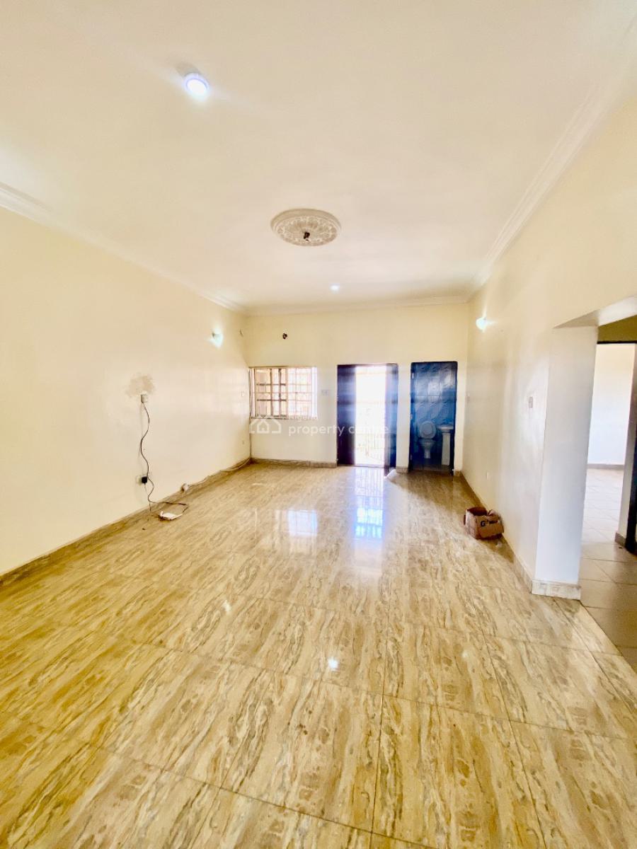 Newly Vacated and Spacious 2 Bedroom Apartment, Ebiano Supermarket, Gaduwa, Abuja, Flat / Apartment for Rent
