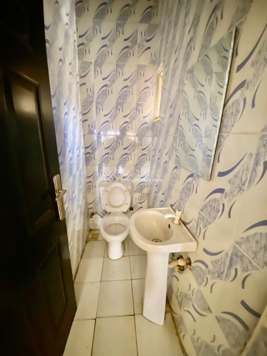 Newly Vacated and Spacious 2 Bedroom Apartment, Ebiano Supermarket, Gaduwa, Abuja, Flat / Apartment for Rent