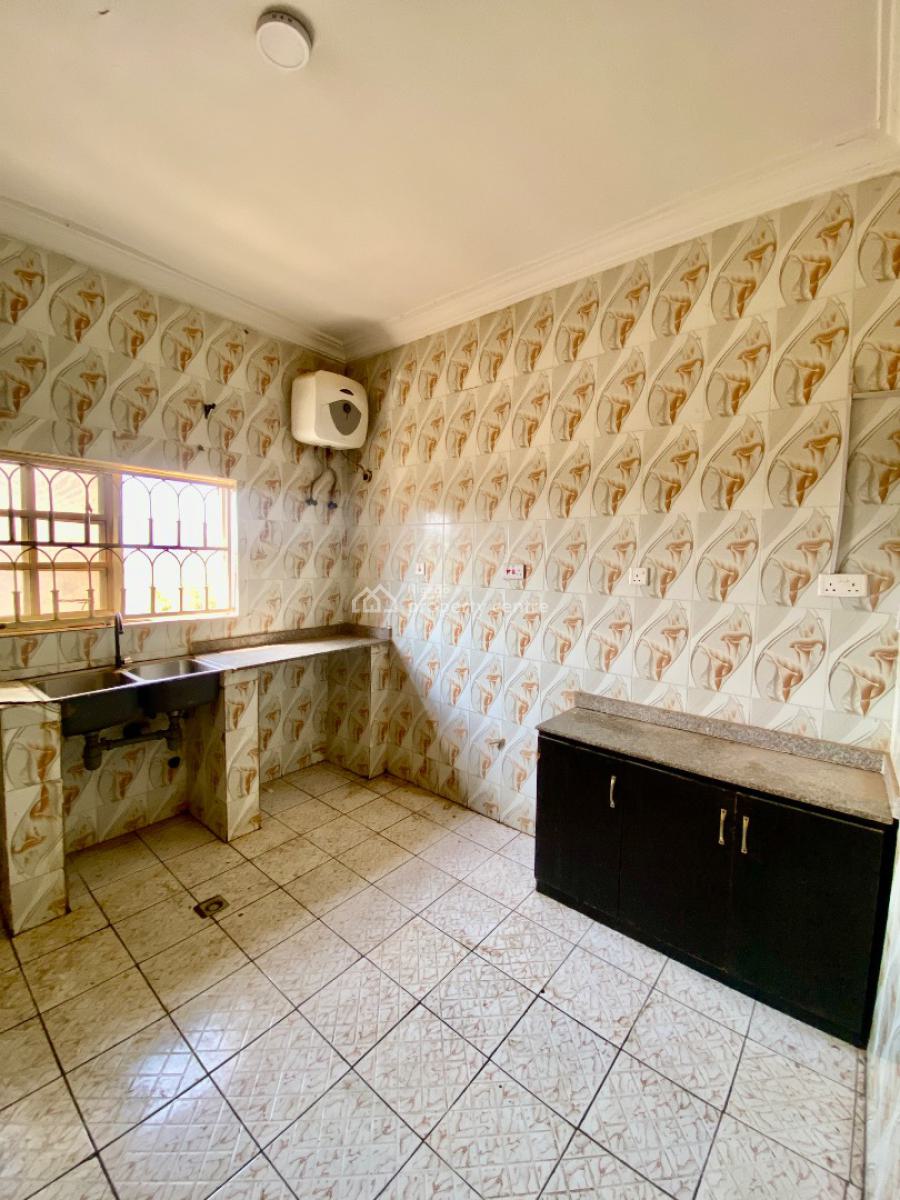 Newly Vacated and Spacious 2 Bedroom Apartment, Ebiano Supermarket, Gaduwa, Abuja, Flat / Apartment for Rent
