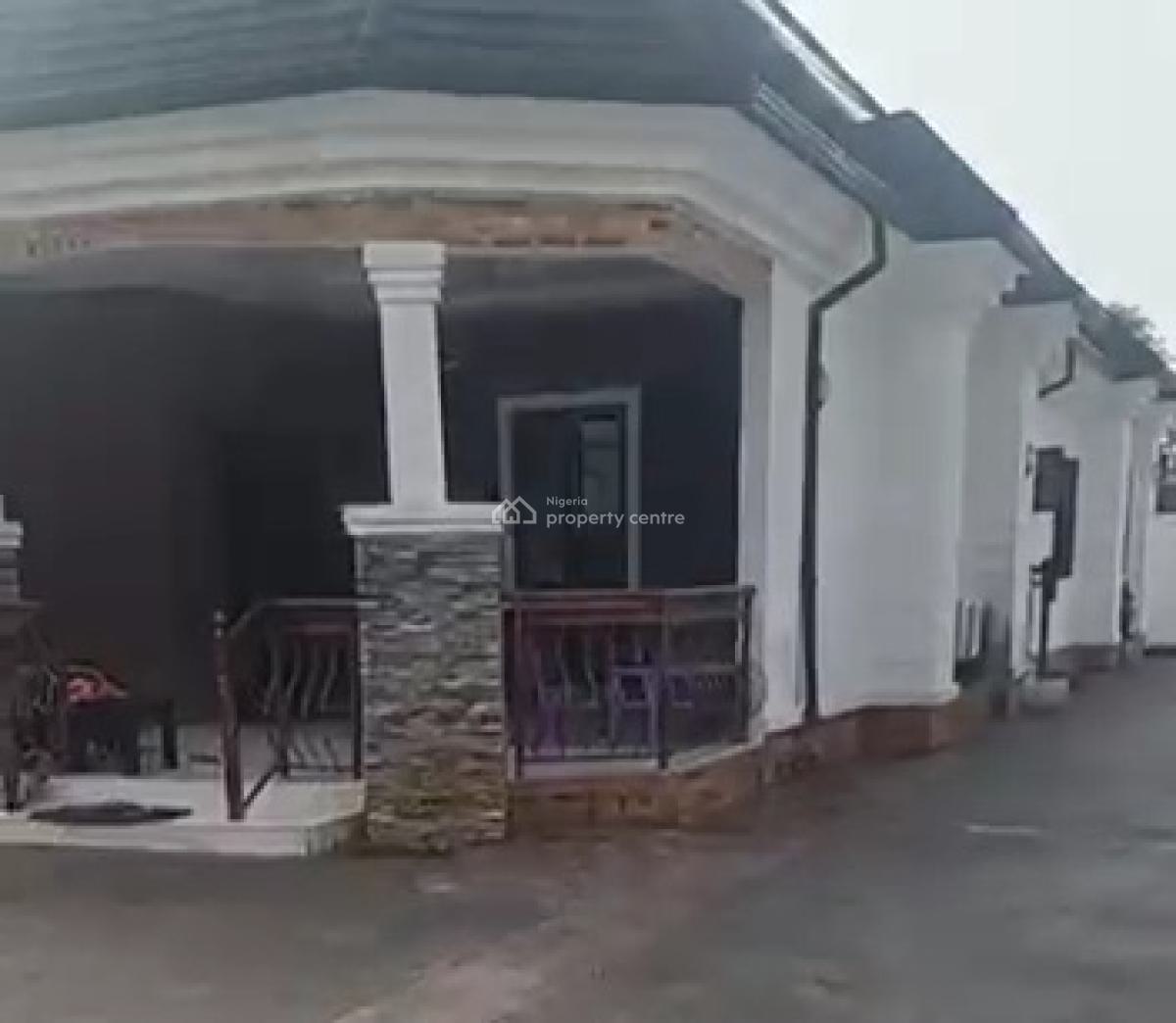 Luxury 4 Bedrooms Bungalow with Bq  50ft By 100ft Land, Ohen Tarred Road Okhoromi Community,  Off Airpor Road, Benin, Oredo, Edo, Detached Bungalow for Sale