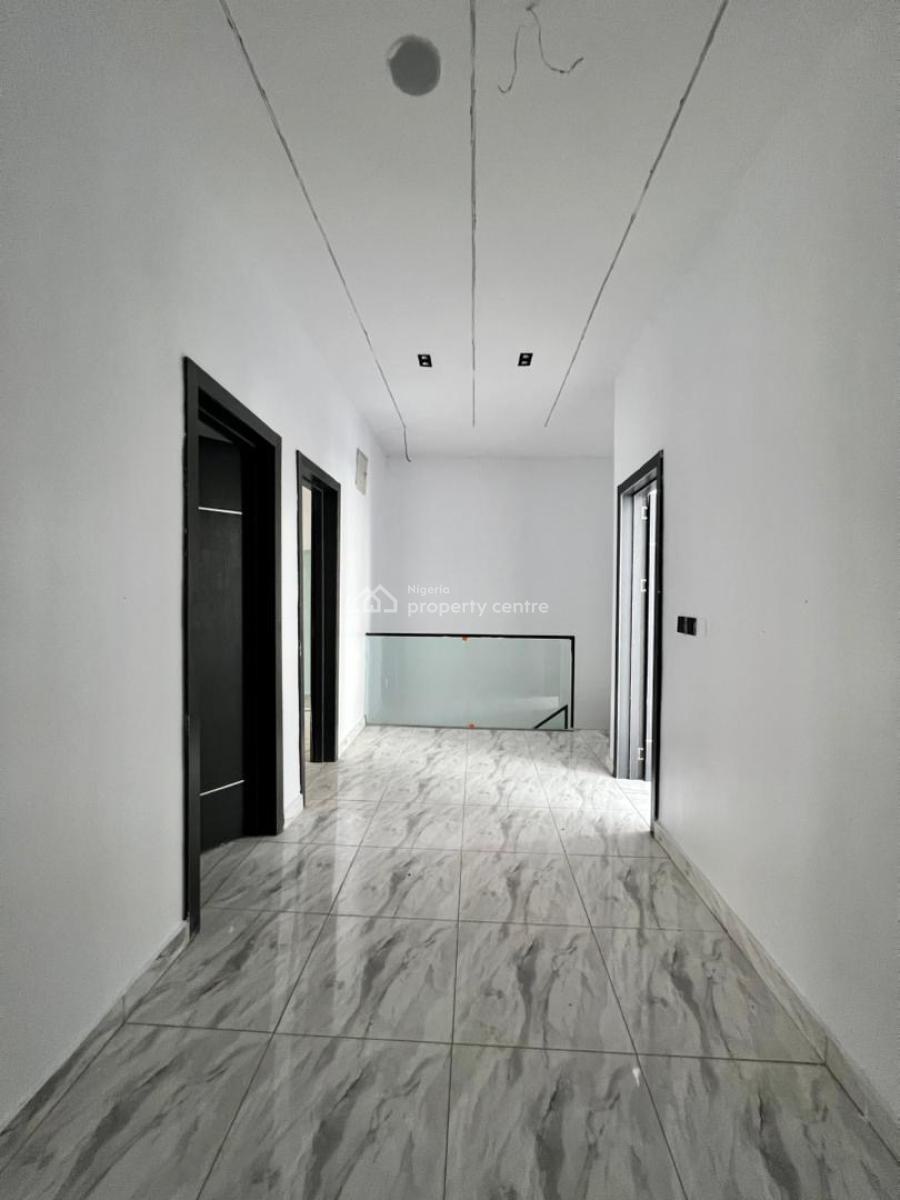 3 Bedrooms Terrace Duplex with Bq, Ikota, Lekki, Lagos, Terraced Duplex for Sale