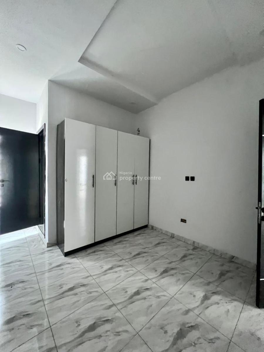 3 Bedrooms Terrace Duplex with Bq, Ikota, Lekki, Lagos, Terraced Duplex for Sale