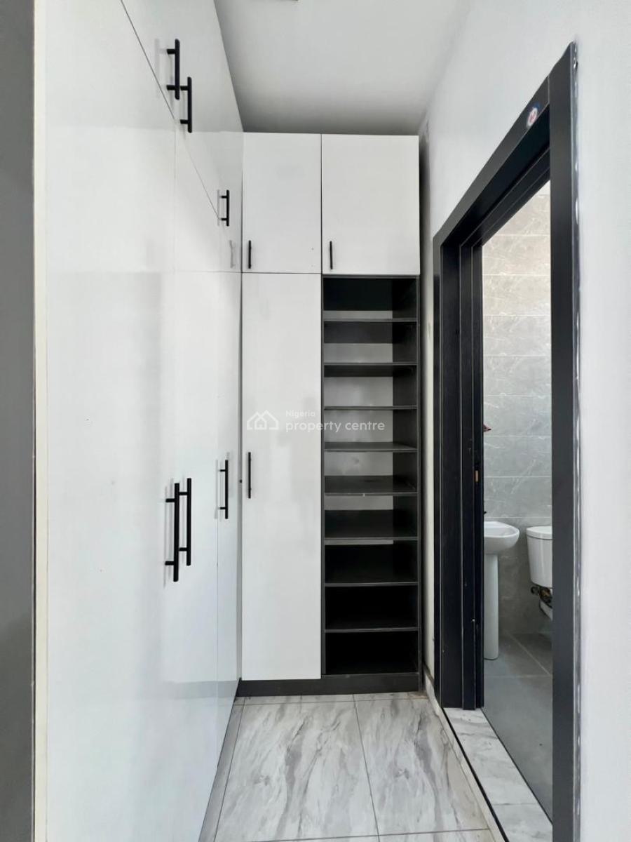 3 Bedrooms Terrace Duplex with Bq, Ikota, Lekki, Lagos, Terraced Duplex for Sale