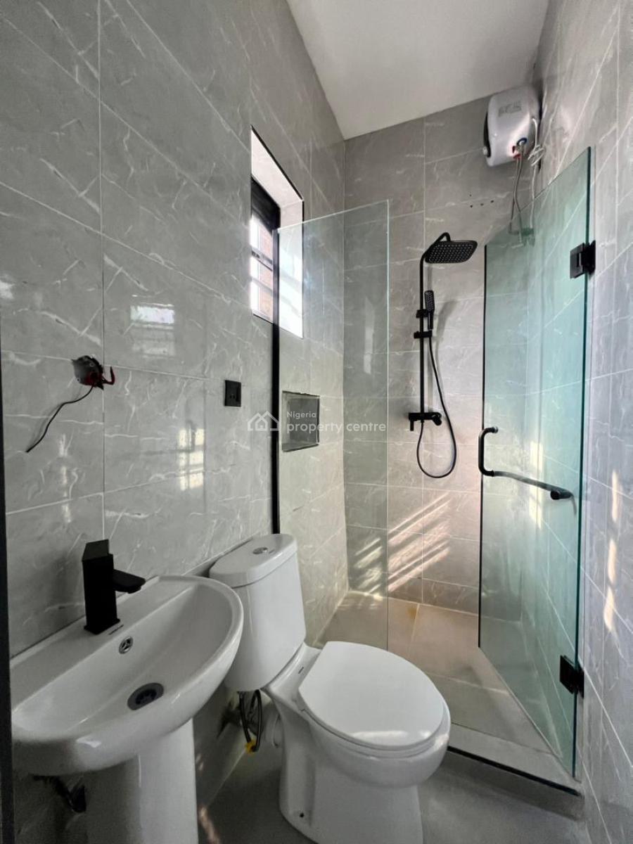 3 Bedrooms Terrace Duplex with Bq, Ikota, Lekki, Lagos, Terraced Duplex for Sale