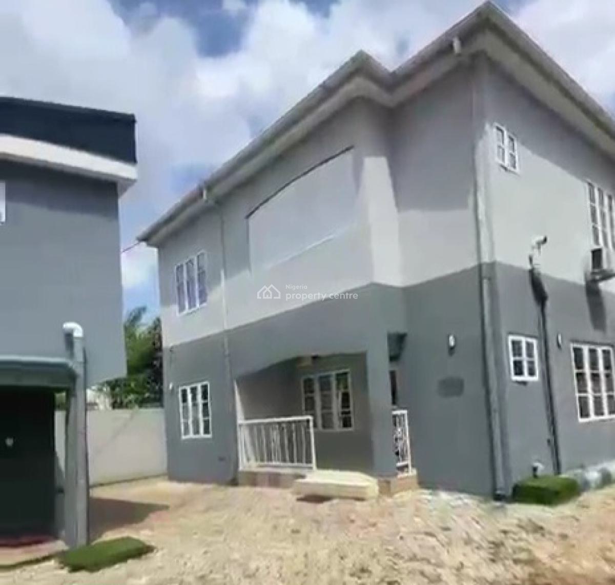 Hotel/apartments  - 6 Unit of 2-bedroom Furnished 100ft By 100ft Land, Arougba Community, Off Airport Road, Benin, Oredo, Edo, Block of Flats for Sale