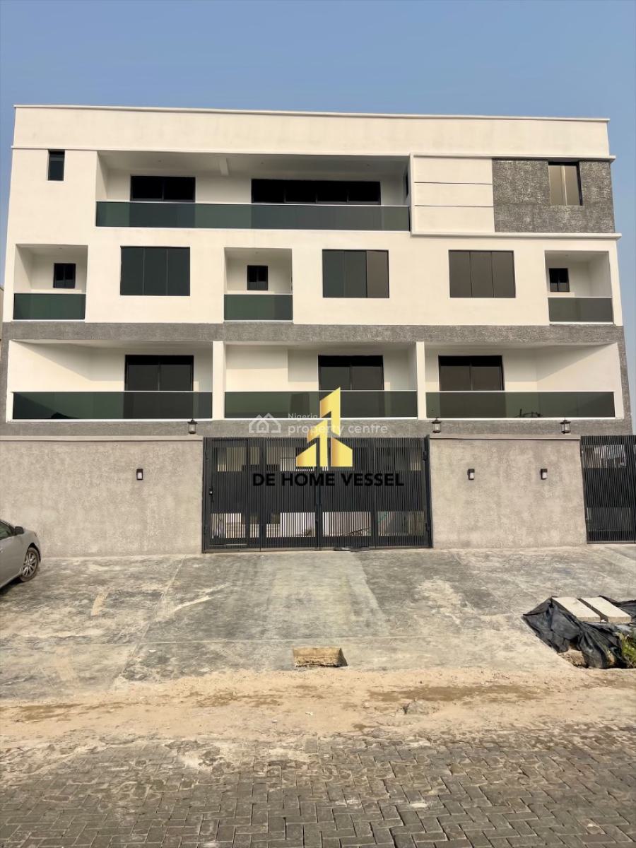 Gorgeously Built 5 Bedroom Terrace Duplex with Private Compound️, Lekki, Lagos, Terraced Duplex for Sale