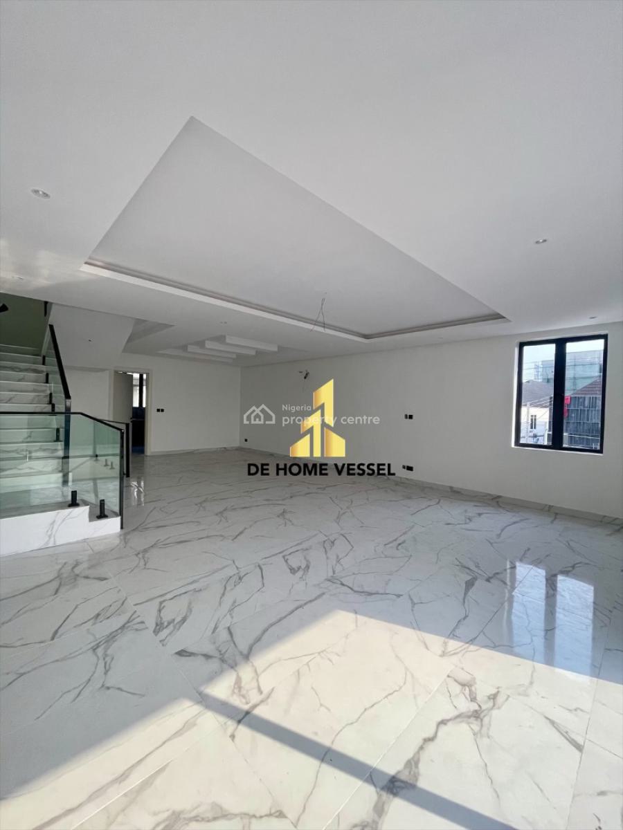 Gorgeously Built 5 Bedroom Terrace Duplex with Private Compound️, Lekki, Lagos, Terraced Duplex for Sale
