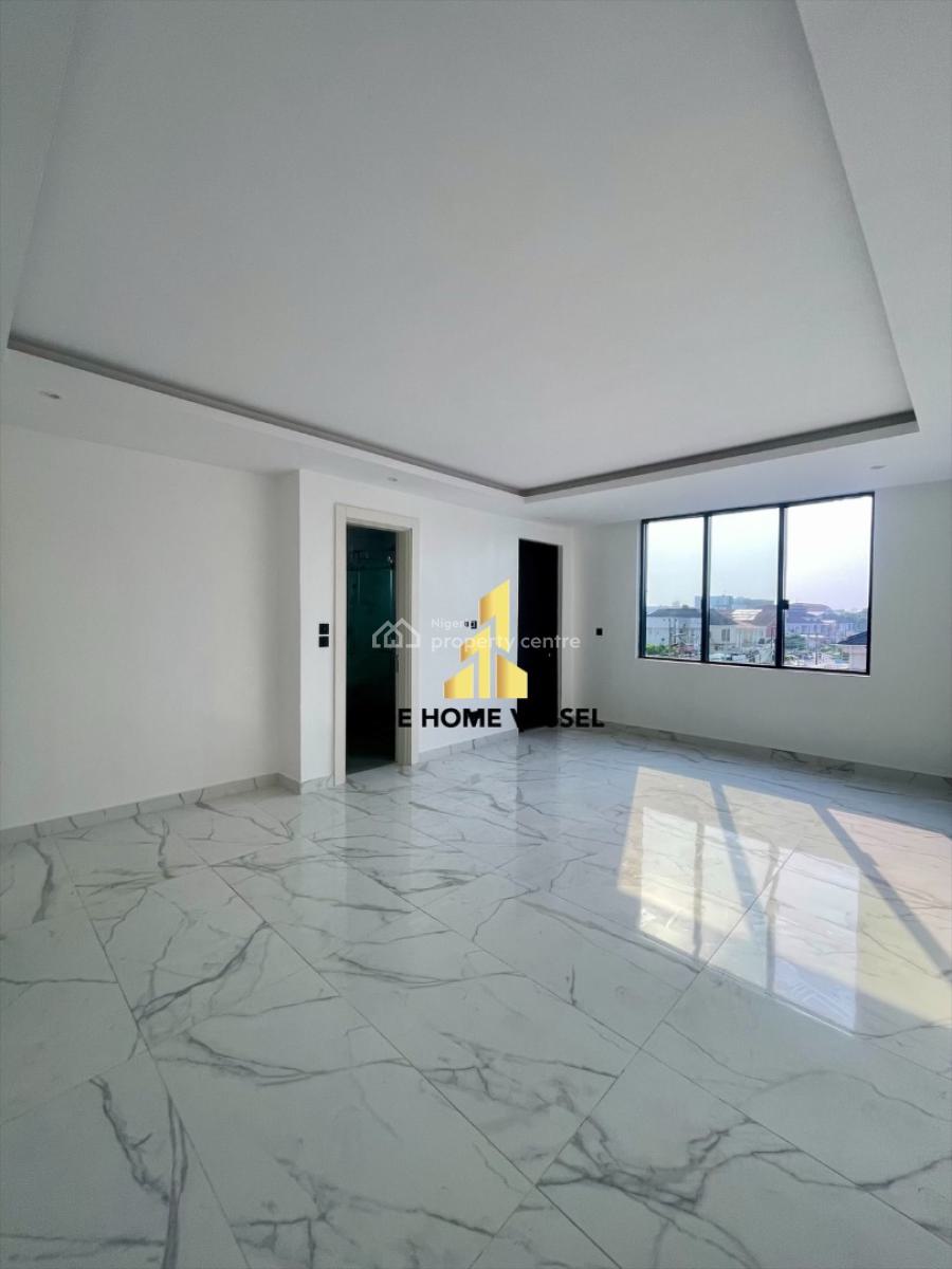 Gorgeously Built 5 Bedroom Terrace Duplex with Private Compound️, Lekki, Lagos, Terraced Duplex for Sale