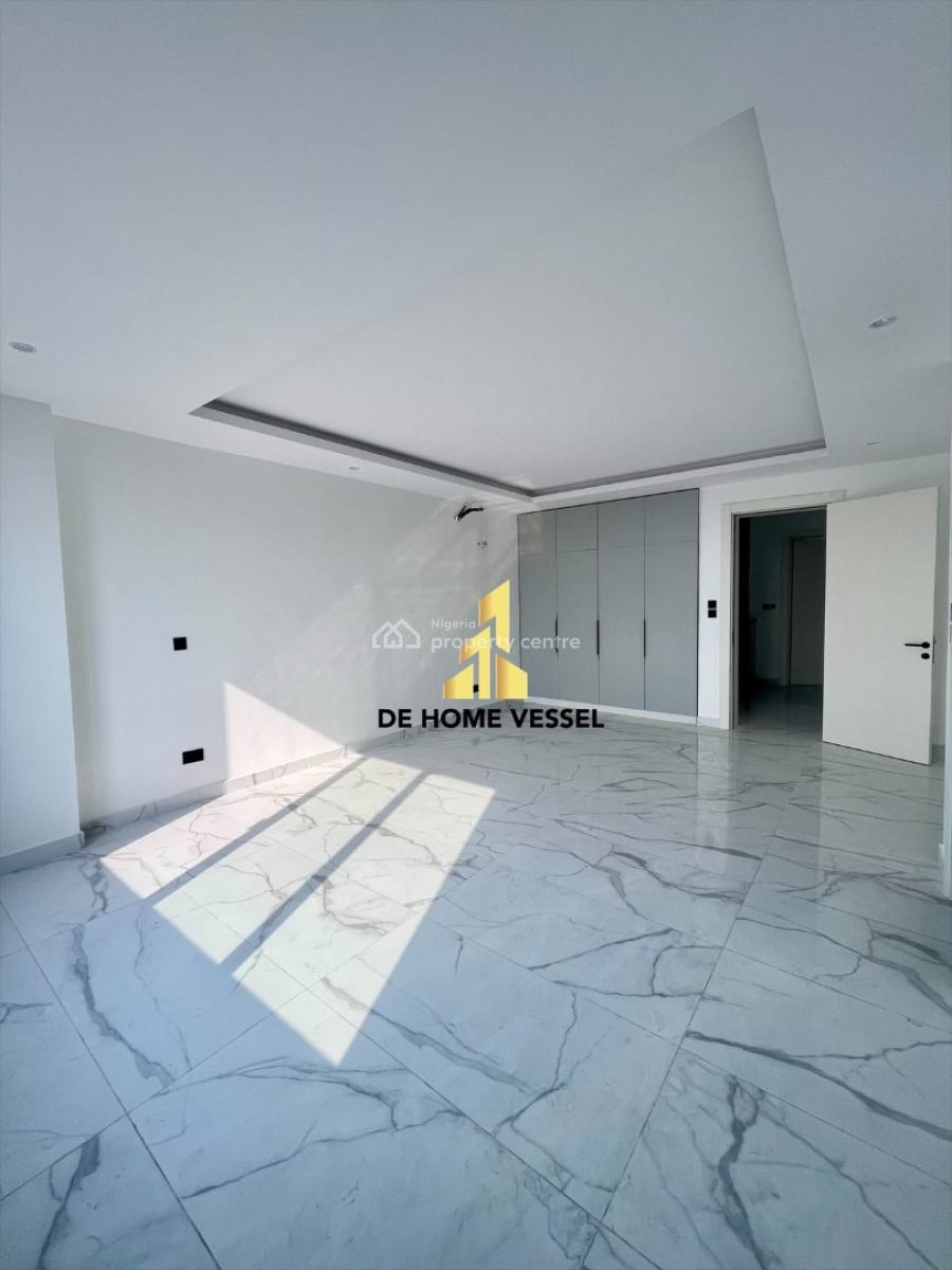Gorgeously Built 5 Bedroom Terrace Duplex with Private Compound️, Lekki, Lagos, Terraced Duplex for Sale