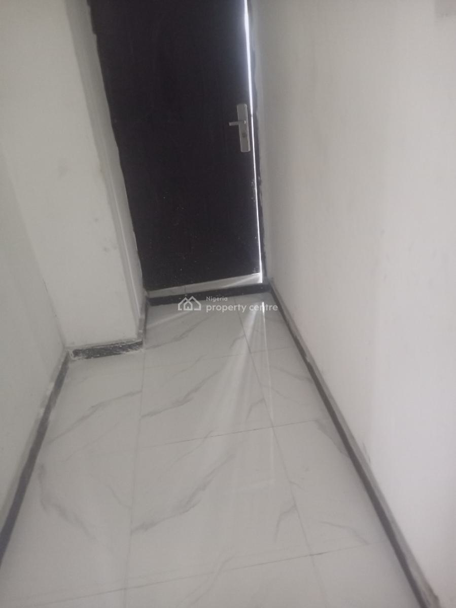 2 Bedrom Flat, 1isreal Street Muniru Estate, Ogombo, Ajah, Lagos, Flat / Apartment for Rent
