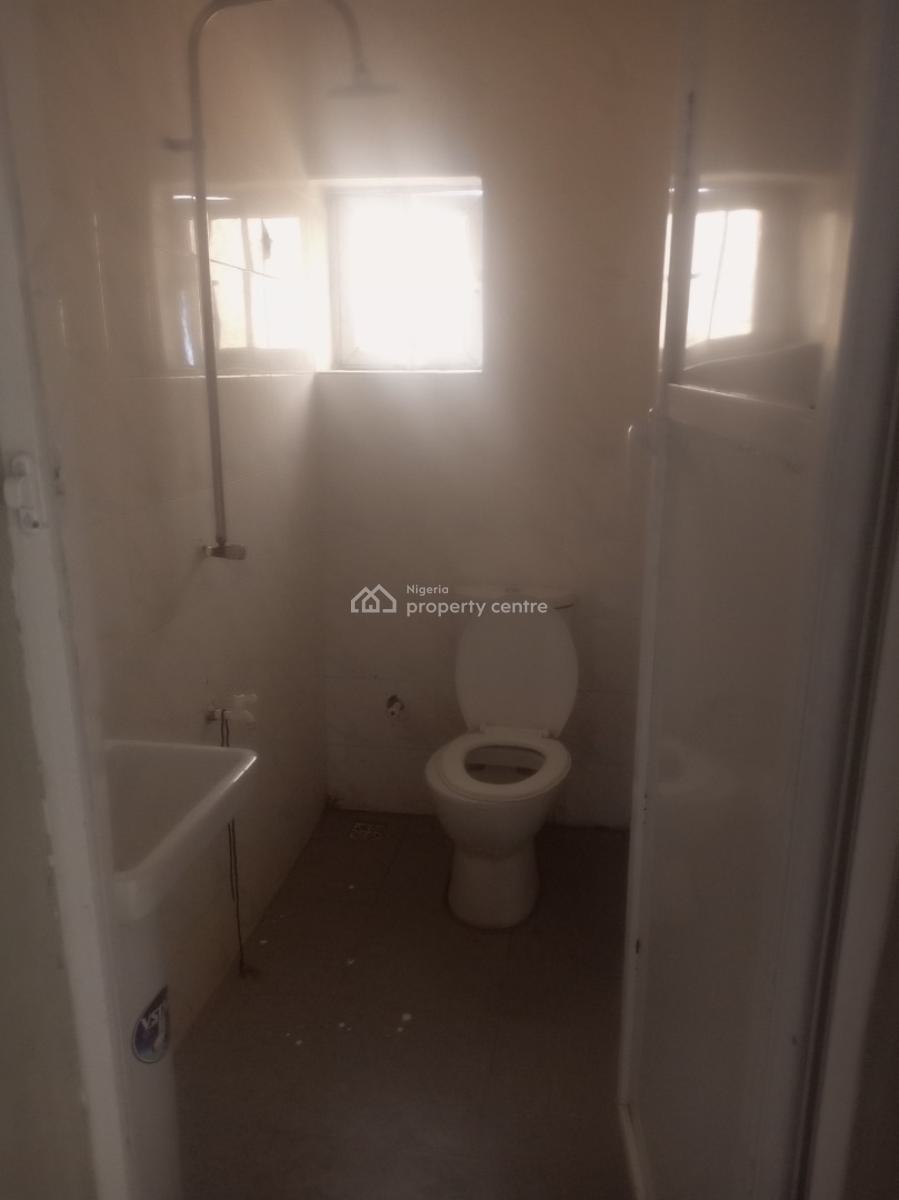 2 Bedrom Flat, 1isreal Street Muniru Estate, Ogombo, Ajah, Lagos, Flat / Apartment for Rent