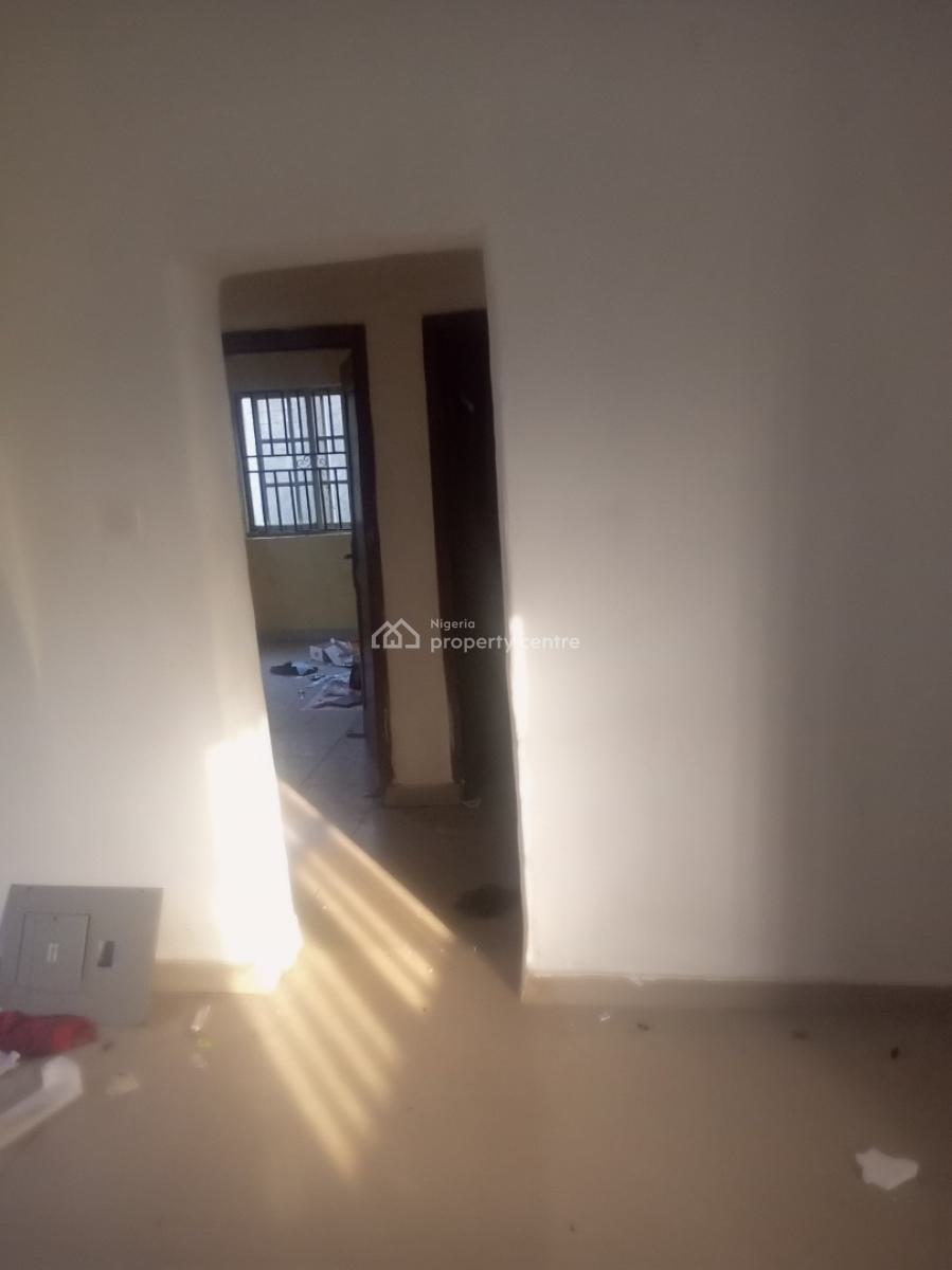 2 Bedrom Flat Available, 34 Peace Land Estate,ogombo, Ajah, Lagos, Flat / Apartment for Rent