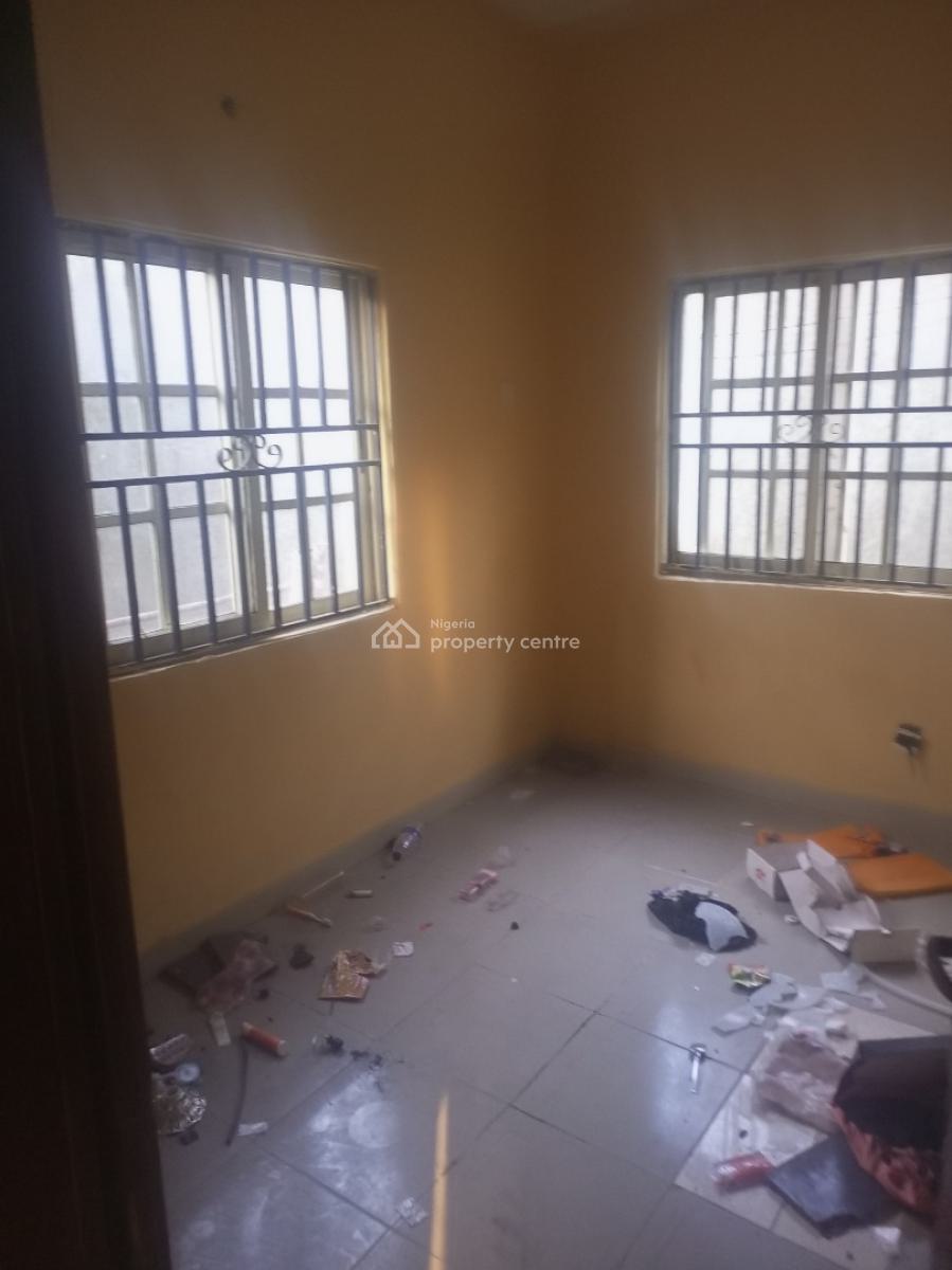 2 Bedrom Flat Available, 34 Peace Land Estate,ogombo, Ajah, Lagos, Flat / Apartment for Rent
