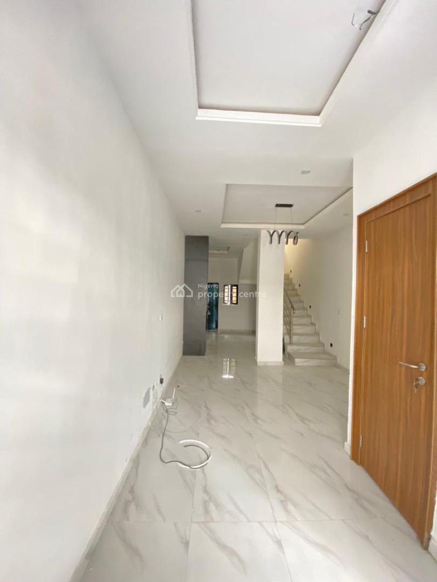 2 Bedroom Apartment, Lekki Phase 1, Lekki, Lagos, Terraced Duplex for Rent
