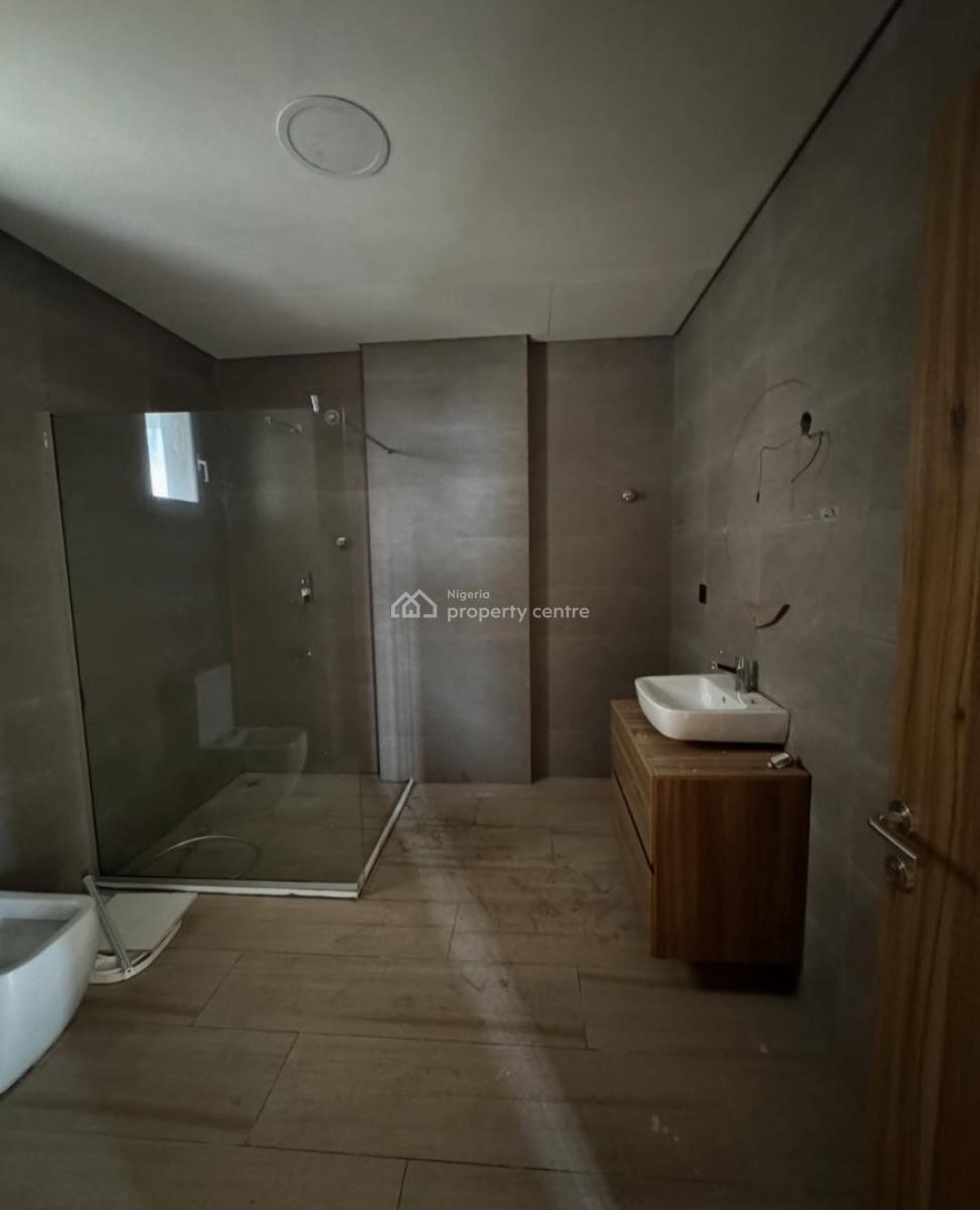 New and Well-finished 3 Bedroom En-suite Flat with Fitted Kitchen/pant, Victoria Island (vi), Lagos, Flat / Apartment for Rent