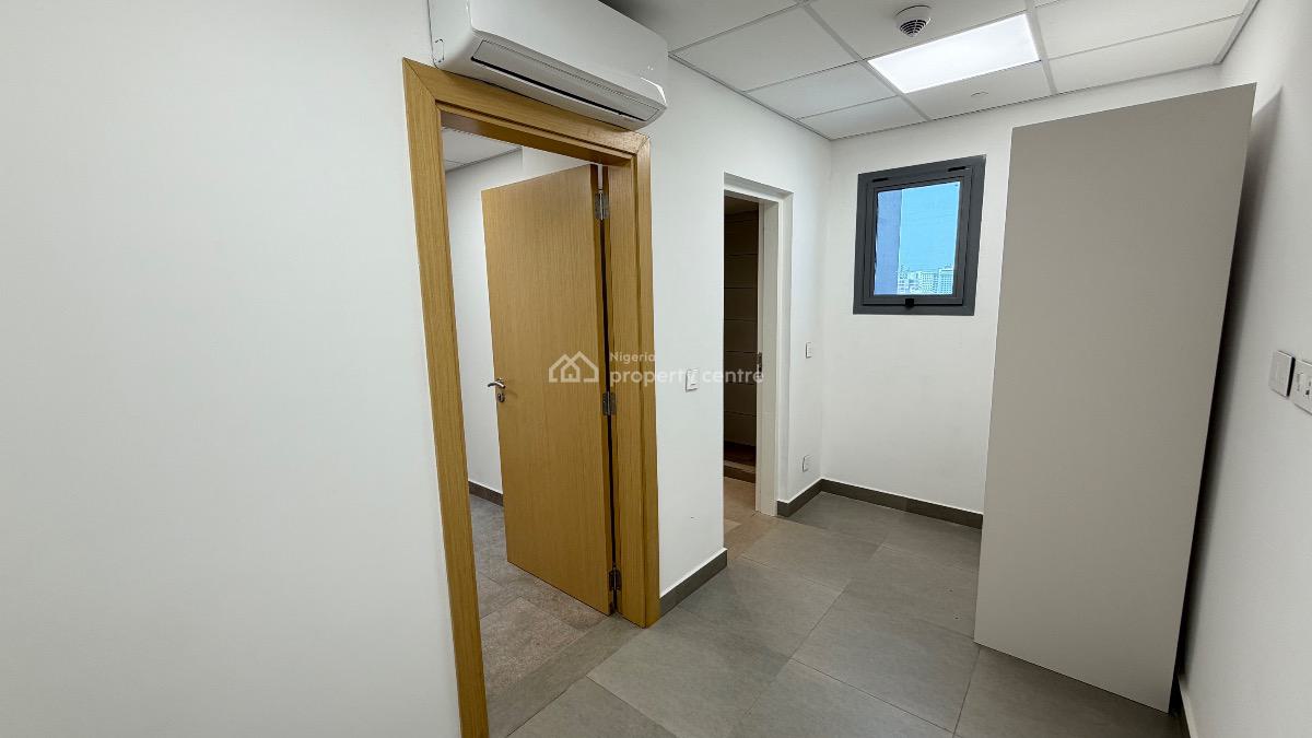 Newly Built Luxury 3 Bedrooms with City View, Victoria Island (vi), Lagos, Flat / Apartment for Rent