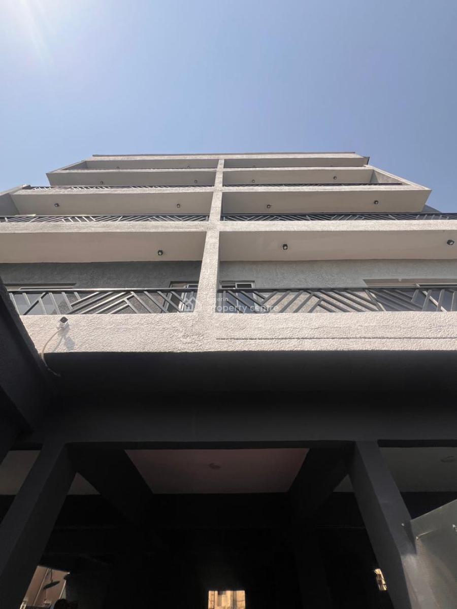 2 Bedroom with Swimming Pool and Elevator in a Serene Environment, Ikate, Lekki, Lagos, Block of Flats for Sale