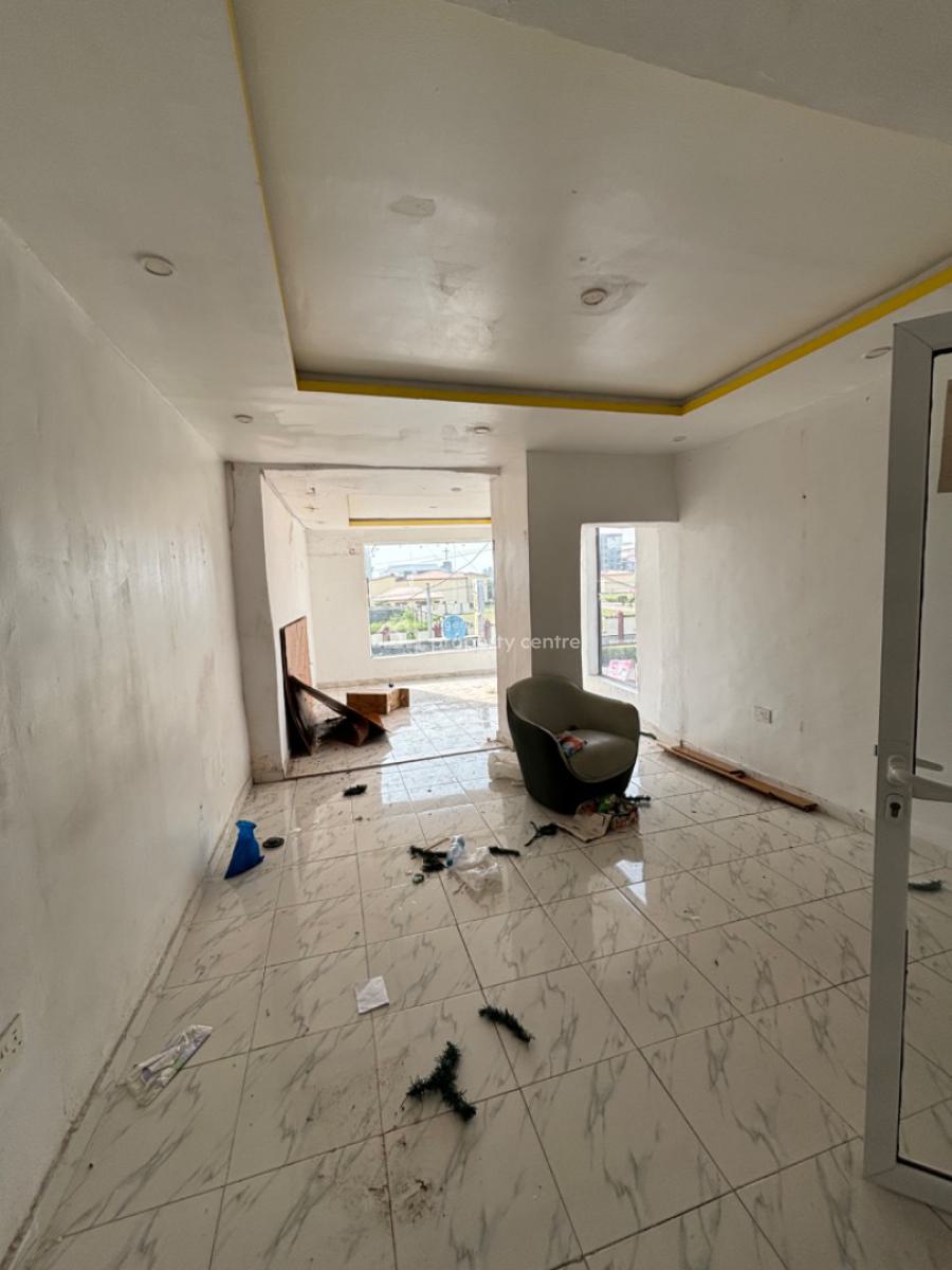 Self Serviced 78sqm Space Available (facing The Road), Lekki Phase 1, Lekki, Lagos, Plaza / Complex / Mall for Rent